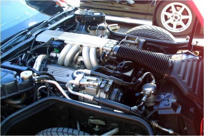 704 X 470