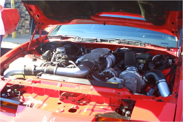 704 X 470