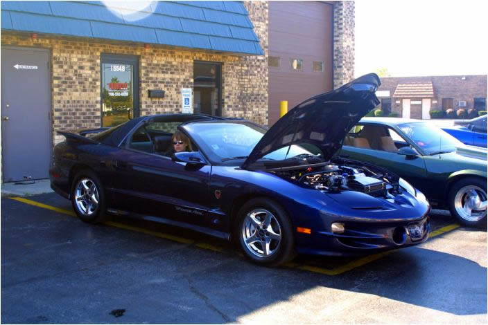 704 X 470